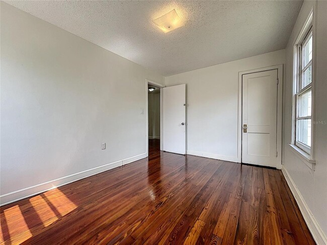Building Photo - 2938 Avenue G NW