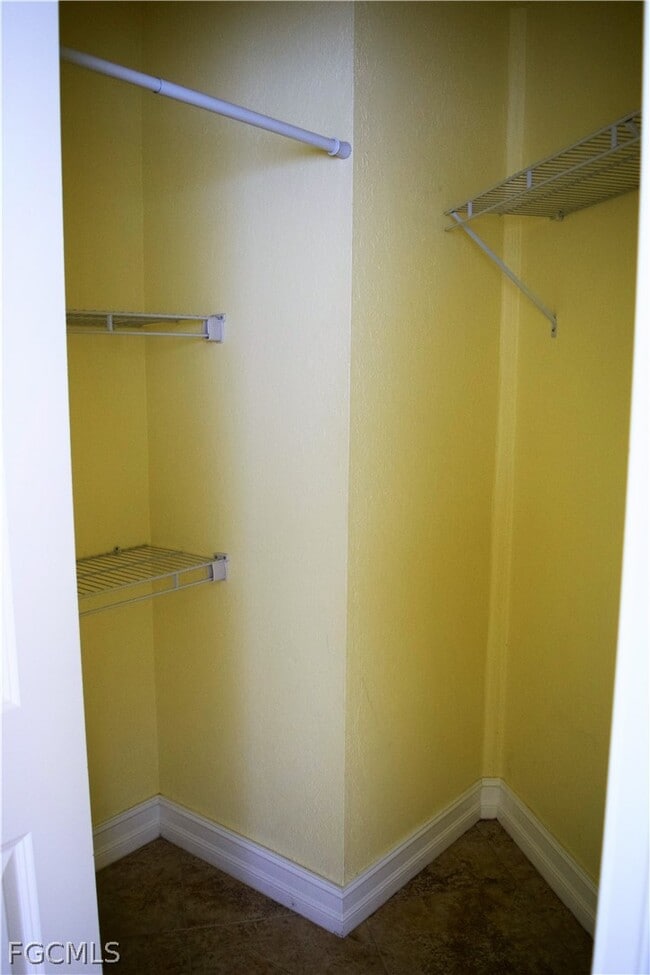 Building Photo - 3175 Royalston Ave