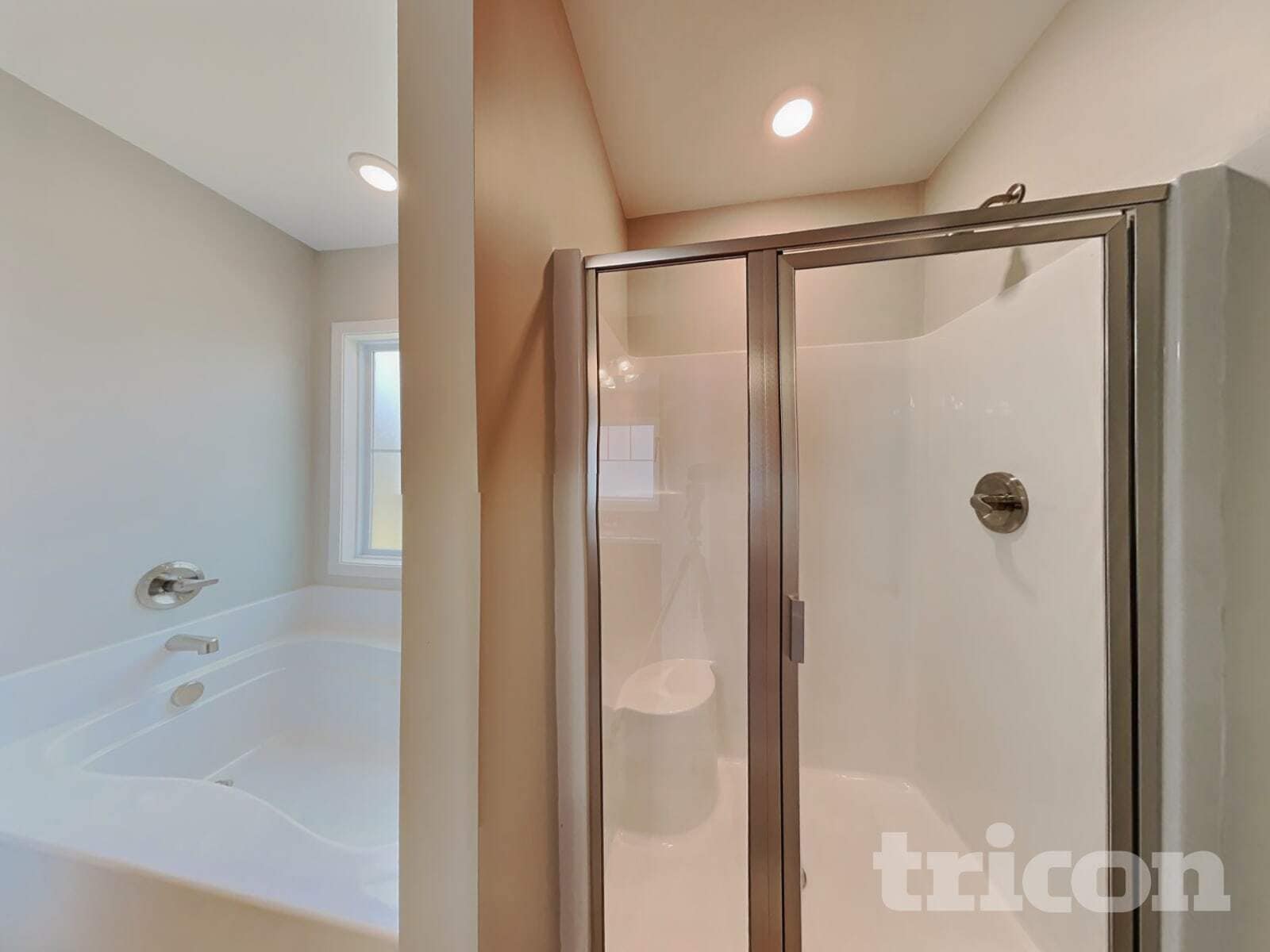 Building Photo - 422 Providence Plantation Cir