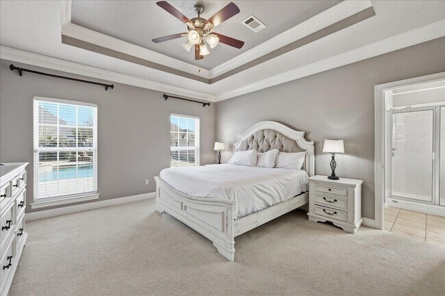 Building Photo - 2490 Amberwood Dr