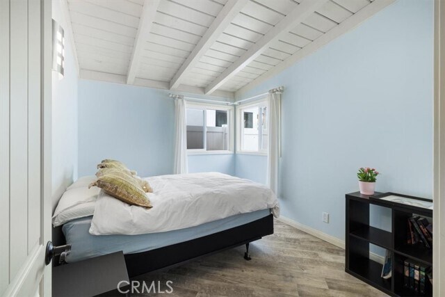 Building Photo - 3248 Ocean Dr