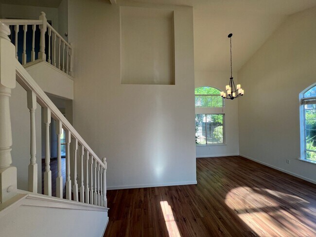 Building Photo - 2809 Gibson View Way