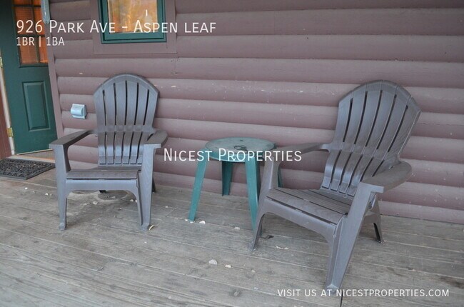 Building Photo - 926 Park Ave