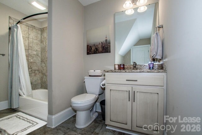 Building Photo - 111 River Birch Cir