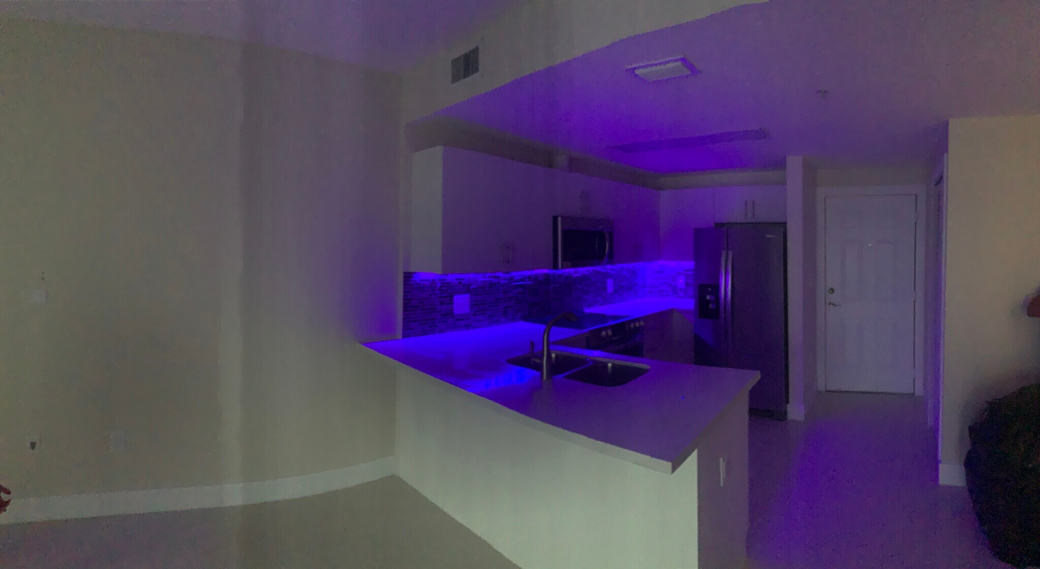 Building Photo - 3410 Coral Way