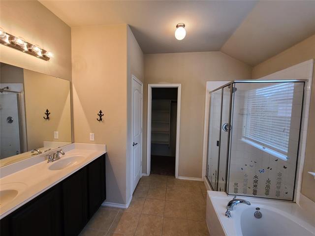 Building Photo - 512 Basswood Ln