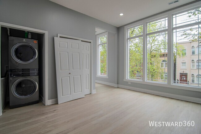 Building Photo - 4618 S Evans Ave
