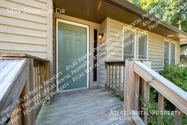 Building Photo - 5854 Dogwood Cir