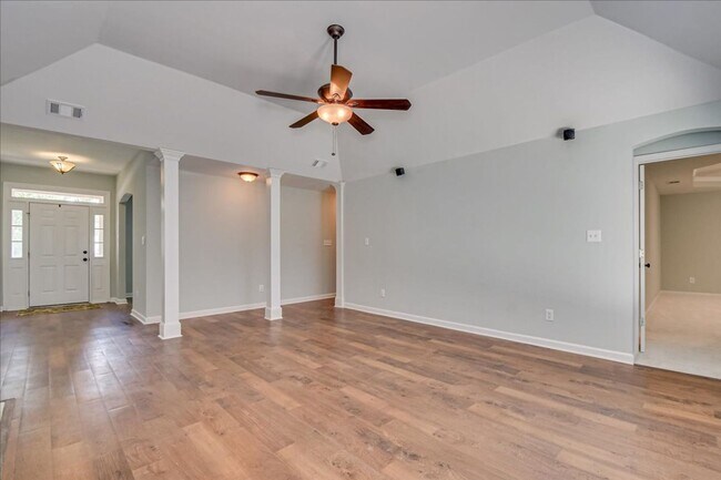 Building Photo - 1316 Maple Leaf Ct