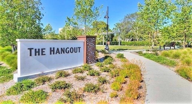 Building Photo - 2 Adelfa St