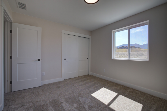 Building Photo - 1621 Serenity Ln