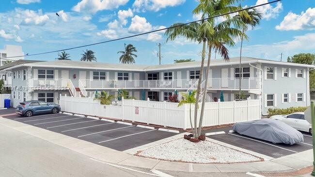 Building Photo - 4658 Bougainvilla Dr