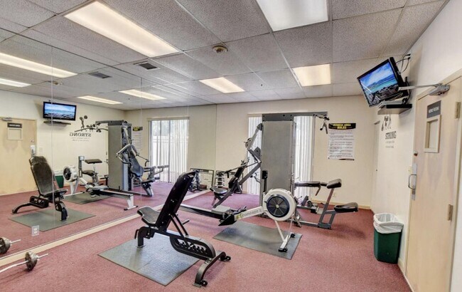 Building Photo - 10756 Bahama Palm Way