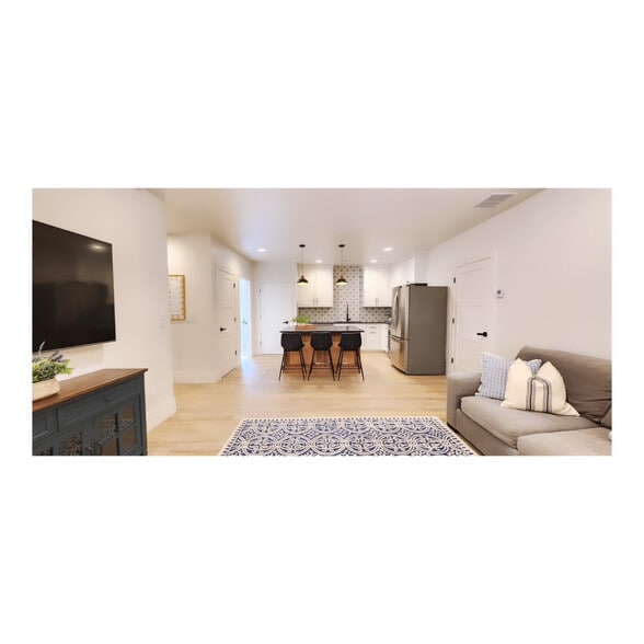 Building Photo - 107 S Moonlit Rd