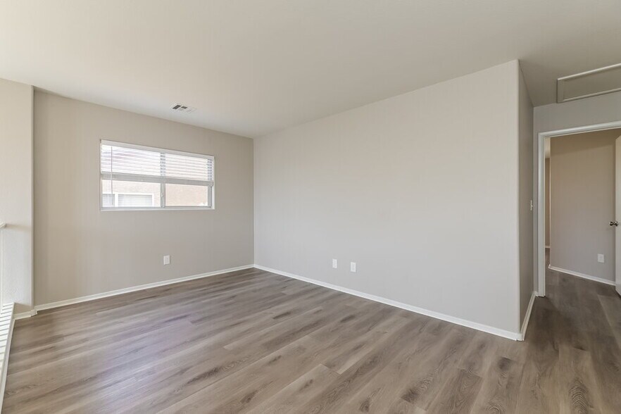 Building Photo - 11548 Kindsland St