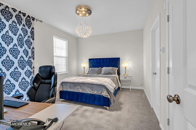 Building Photo - 2002 Evans Ln