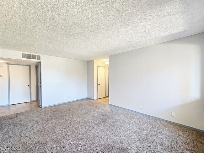 Building Photo - 3720 Snorkel Cir