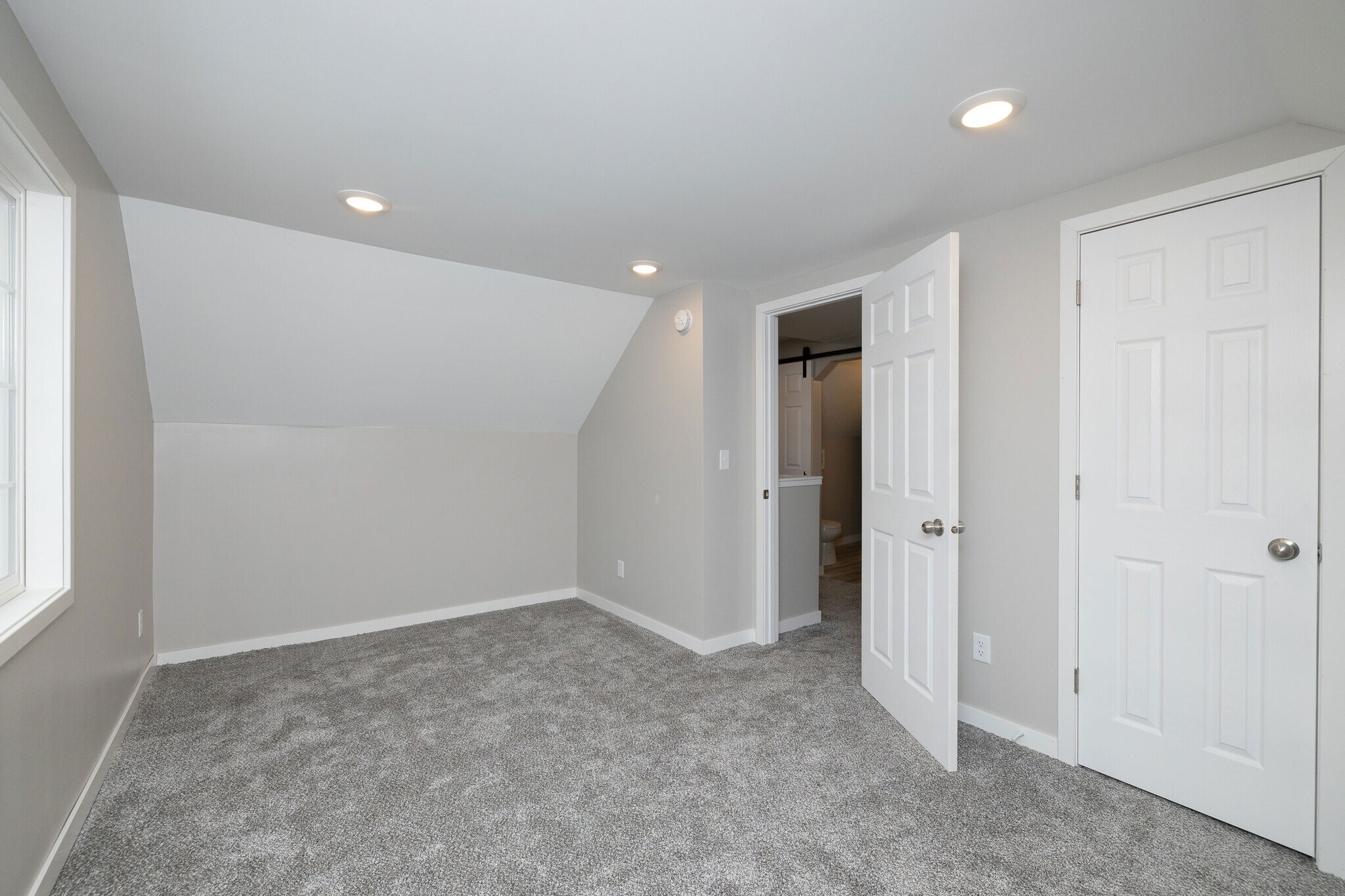 Building Photo - 8835 Nicollet Ave S