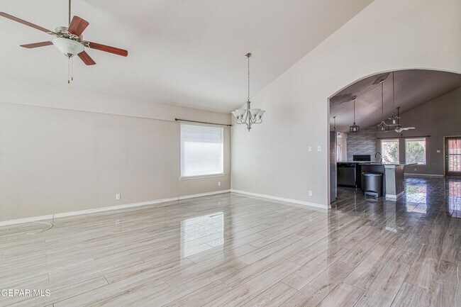 Building Photo - 12215 Stansbury Dr
