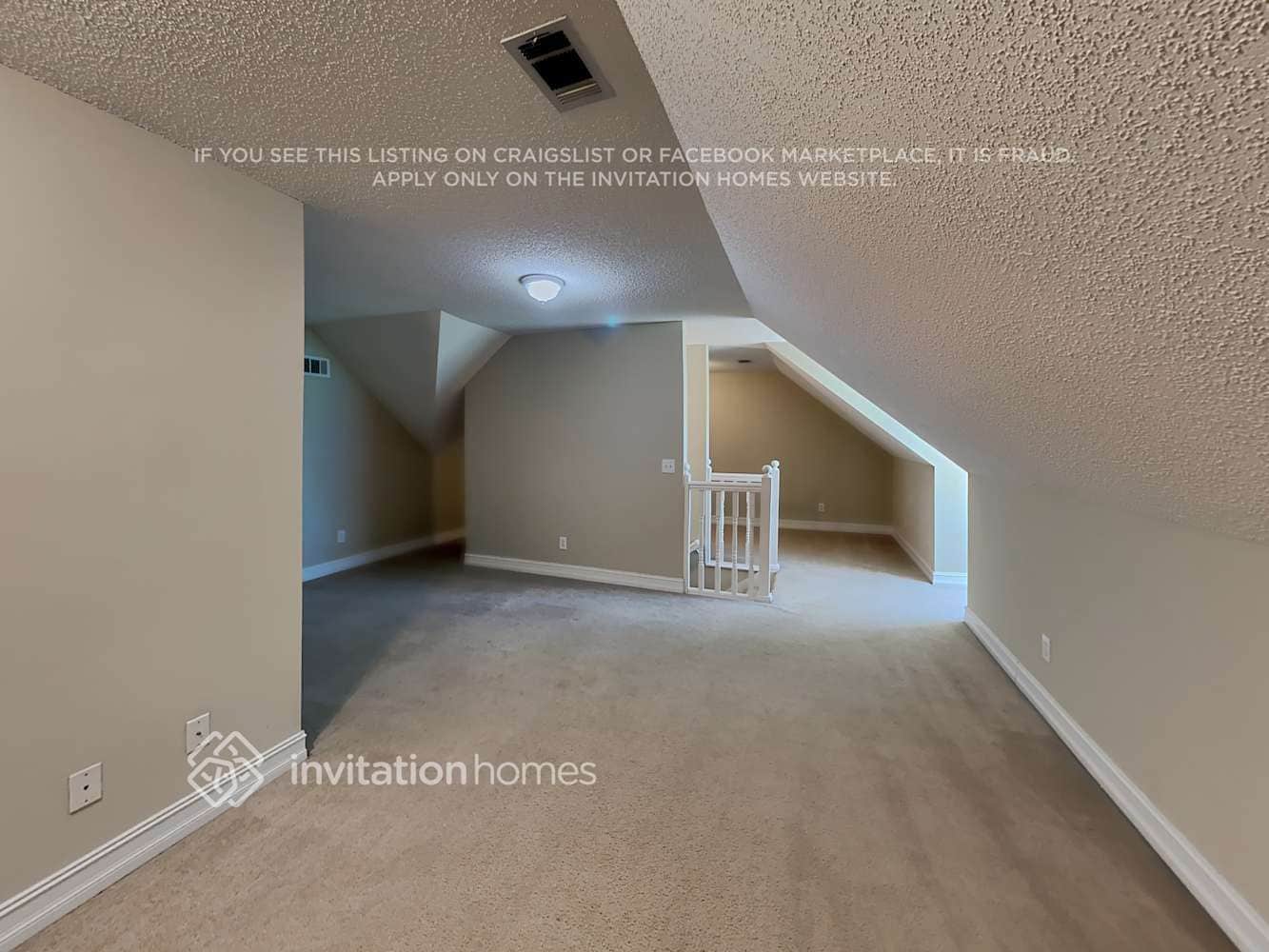 Building Photo - 1121 Sutton Dr