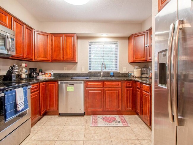 Building Photo - 1245 Catalpa Ln