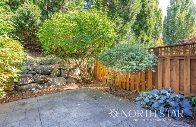 Building Photo - Forest Heights Brownstone