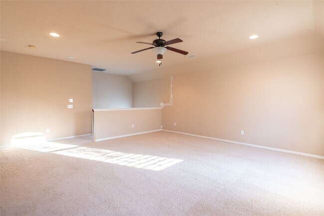 Building Photo - 2505 Vista Oaks Dr
