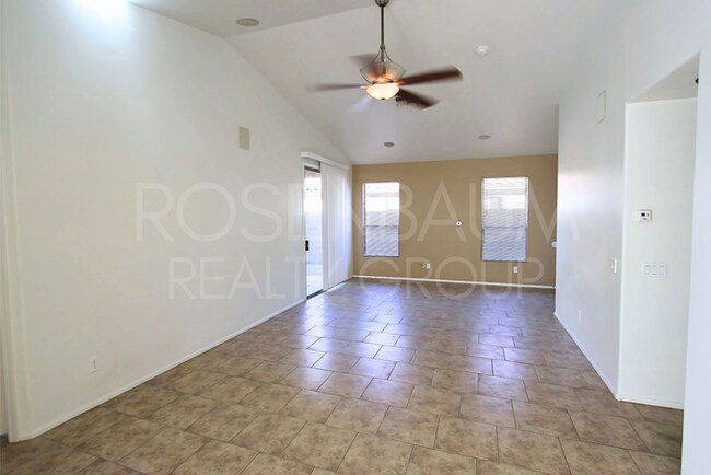 Building Photo - Charming 3-beds, 2-baths home in Wigwam Cr...