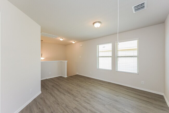 Building Photo - 2343 Applewhite Mdw