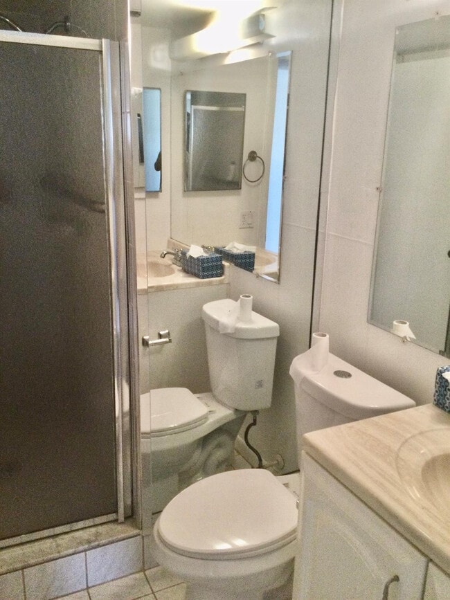 Building Photo - 9233 SW 8th St