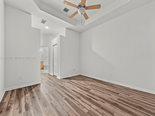 Building Photo - 2247 Portofino Ave