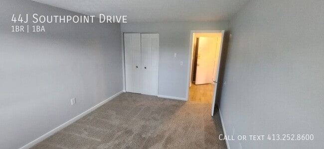 Building Photo - 44 Southpoint Dr