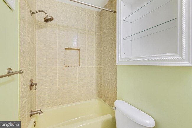 Building Photo - 10401 Courthouse Dr