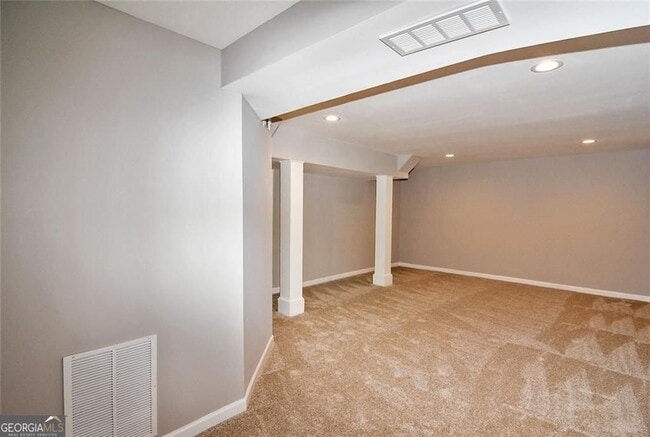 Building Photo - 86 Regency Way SE