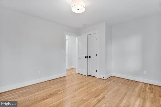Building Photo - 3109 N Nottingham St