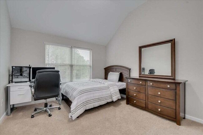 Building Photo - 830 Rollo Domino Cir