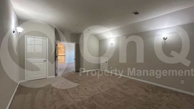 Building Photo - 2221 Candler Club Way