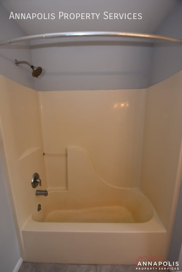 Building Photo - 858 Selby Blvd