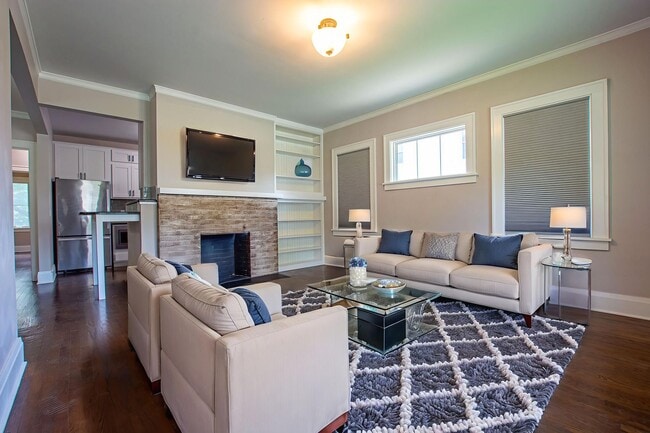 Building Photo - Adorable Brick 4 Bedroom Ranch with Finish...