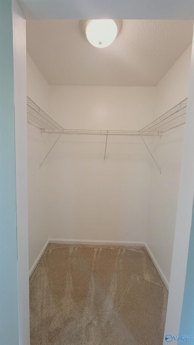 Building Photo - 6010 Ellington Rd NW