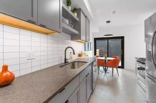 Building Photo - 3309 Cochrane St