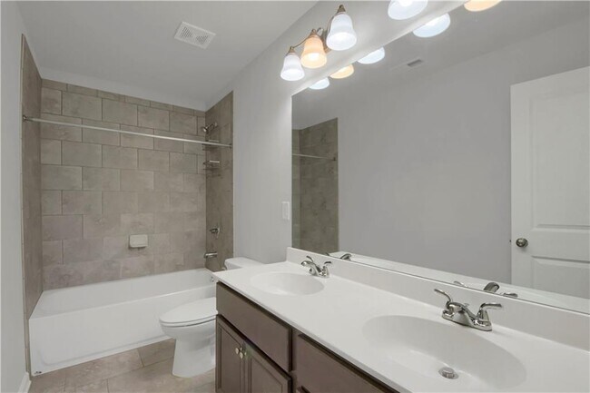 Building Photo - 551 Wagon Hill Ln