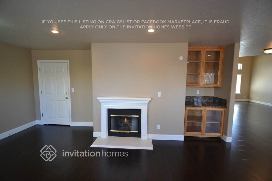 Building Photo - 823 Marsh Creek Dr