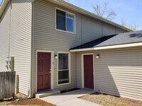 Building Photo - 118 W Colby Ln