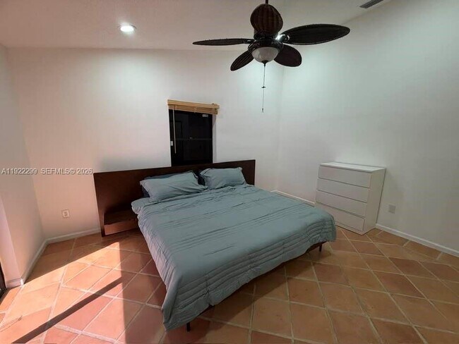 Building Photo - 13680 Yarmouth Ct