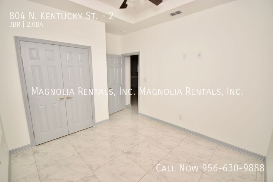 Building Photo - 804 N Kentucky St