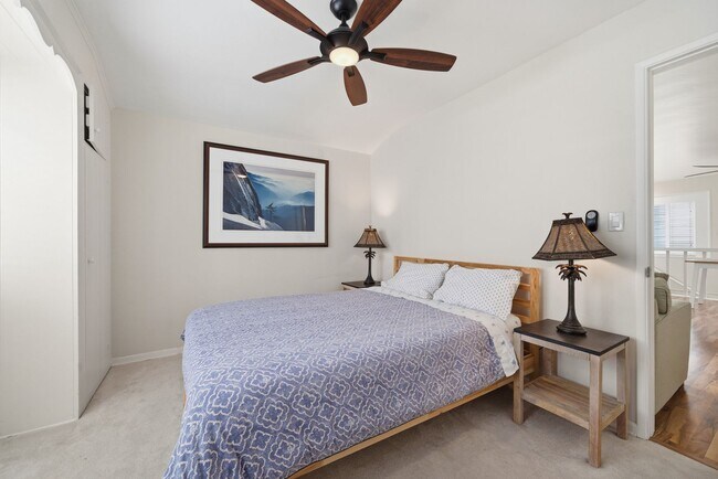 Building Photo - Newly Remodeled 3-Bedroom on Balboa Island...