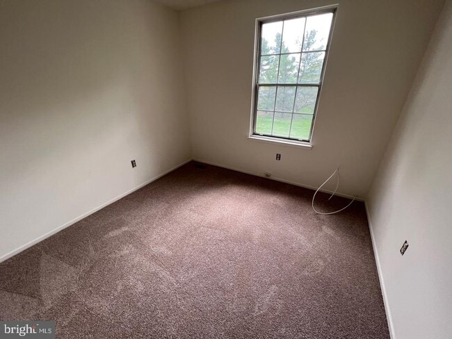 Building Photo - 7520 Indian Hills Dr