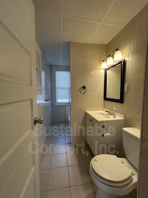 Building Photo - 18 Plantation St