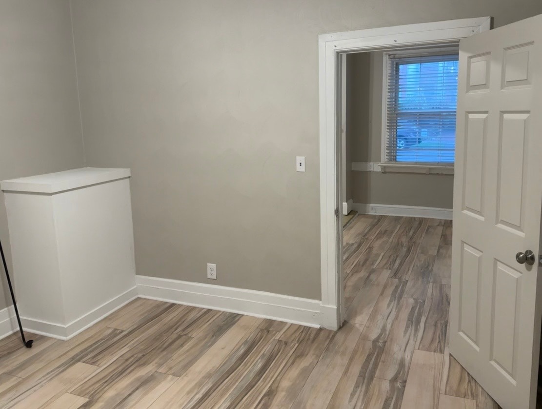 Building Photo - 1303 Westover Ave